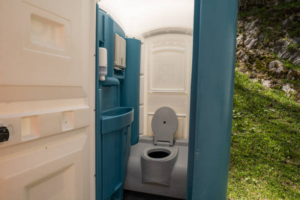 Portable Toilet Options We Offer in Ferndale, WA